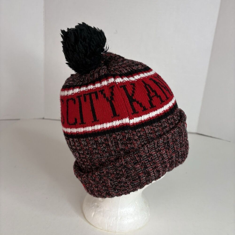 Kansas City Chiefs Cuffed Beanie Hat, Red, New Era, Pom - Picture 4 of 7